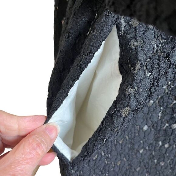 Lilly Pulitzer Black Lace Dress Key Hole Button Back Lined Wide Neck Size 10 - Picture 4 of 14